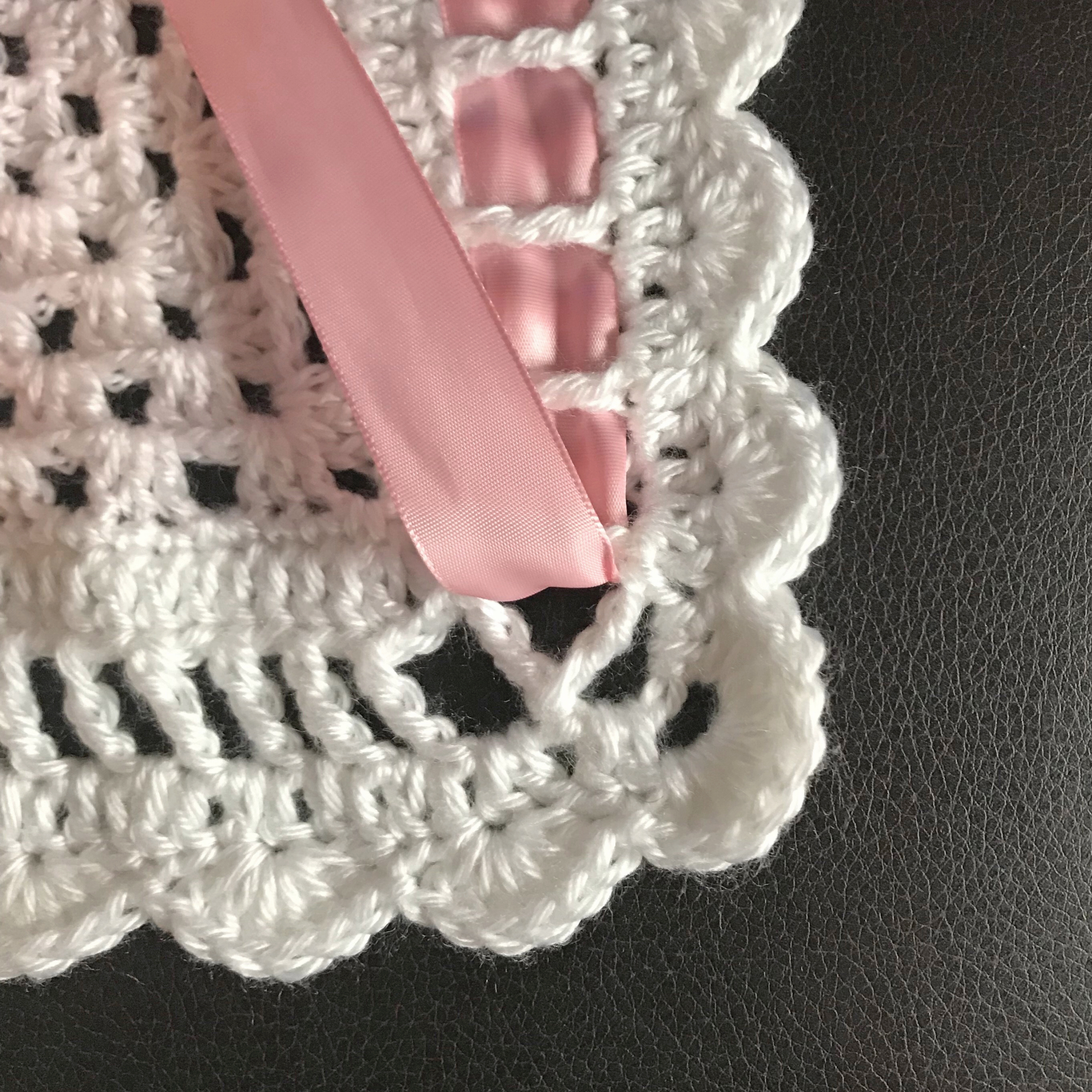 Crochet baby blanket edging with ribbon new arrivals